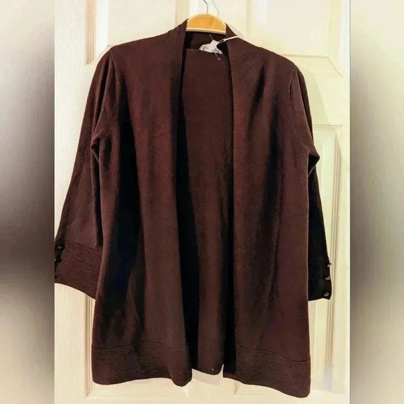 Evolution Sweaters - Burgundy Knit Cardigan  Small 3/4 Sleeve Button Detail Sweater Stitch Fix NWT